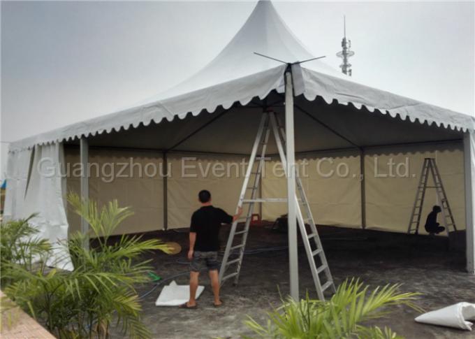 贅沢で大きい屋外のテント850Sqmポリ塩化ビニールはキャンプの結婚披露宴のためのポリエステルに塗りました