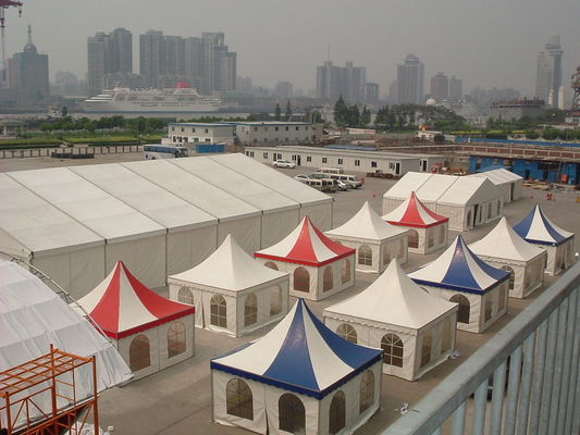 中国 6x6メートルの塔の結婚披露宴の移動式おおいのテントの輸出バーレーン サプライヤー